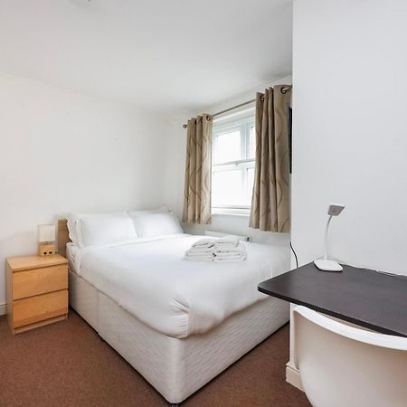 Vibrant Clapham Double Bedroom Londra Esterno foto